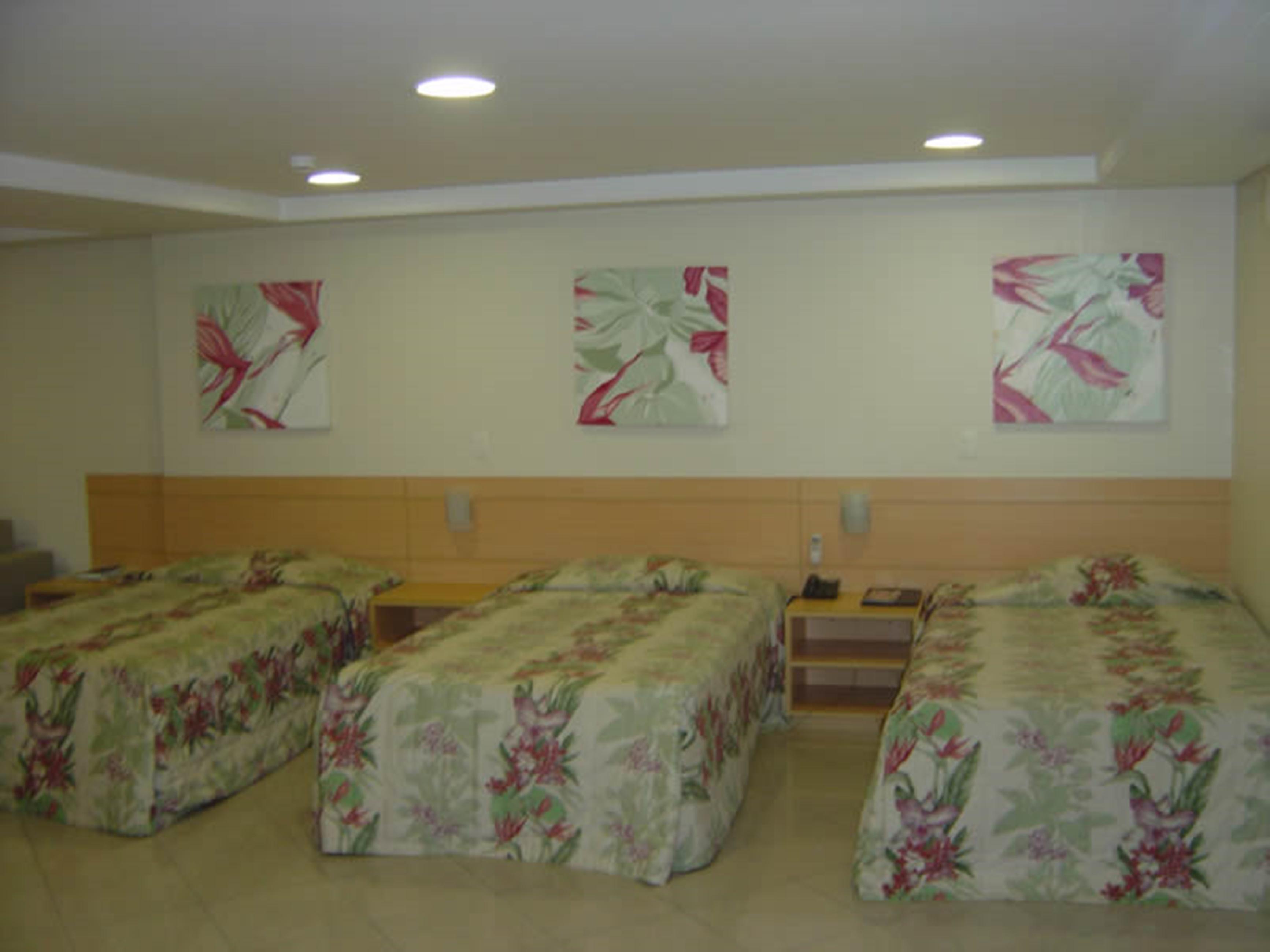 Hotel Domani Гуарульос Екстериор снимка