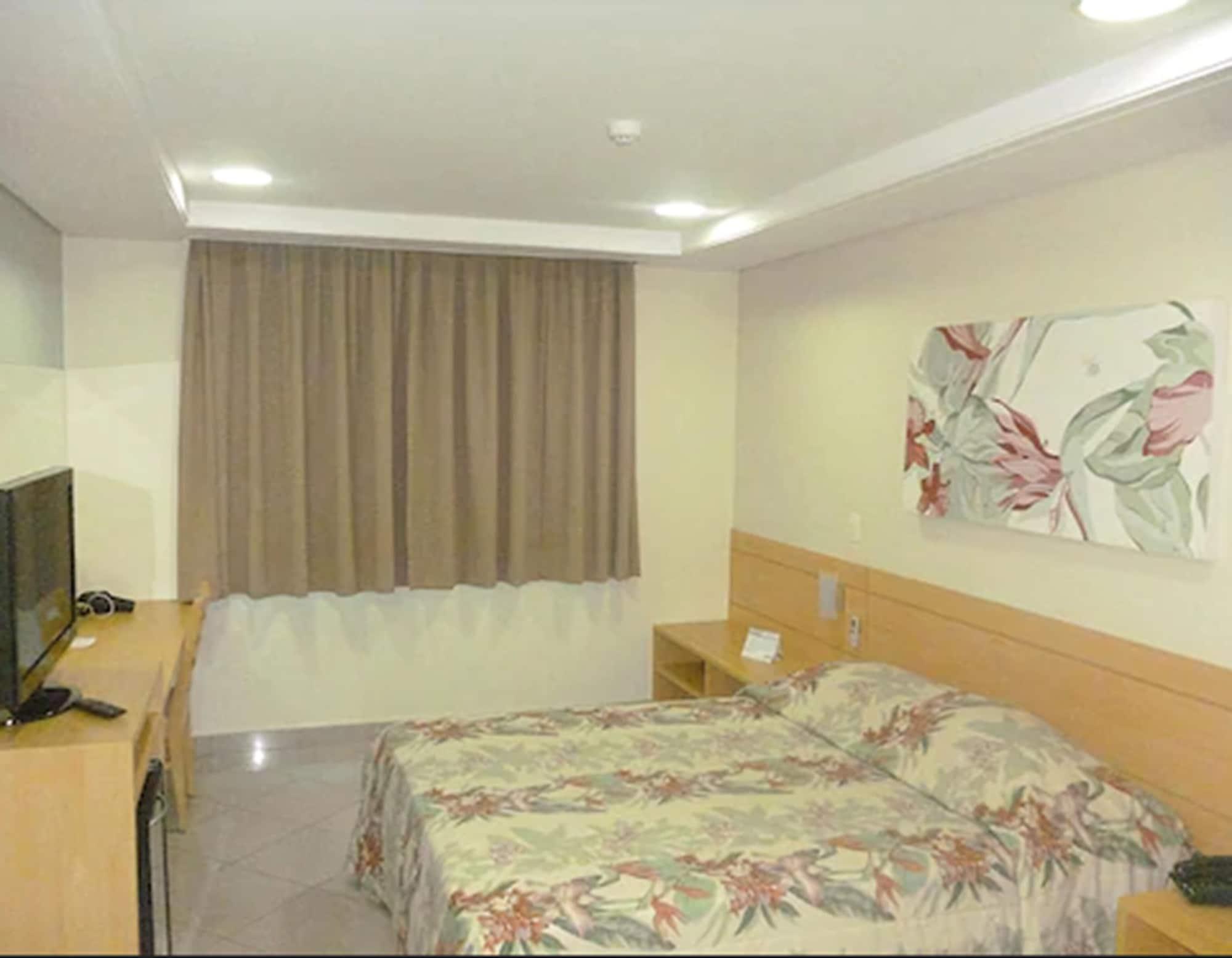 Hotel Domani Гуарульос Екстериор снимка