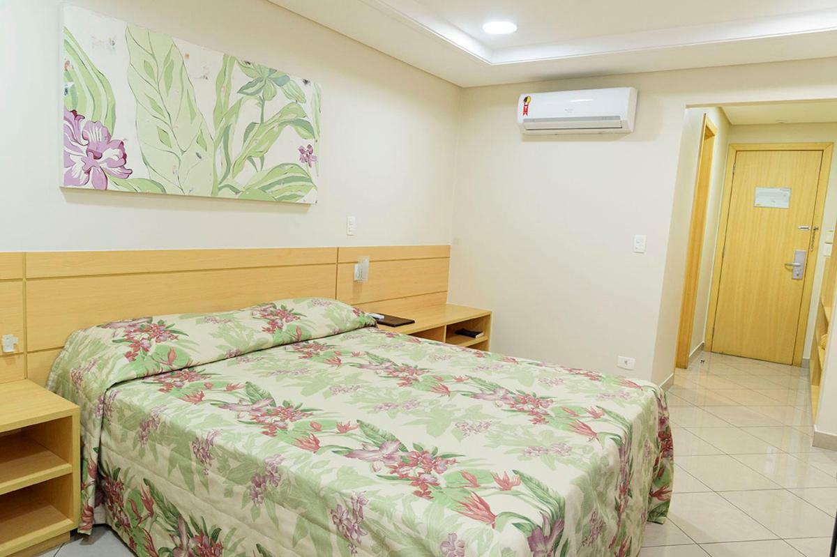 Hotel Domani Гуарульос Екстериор снимка